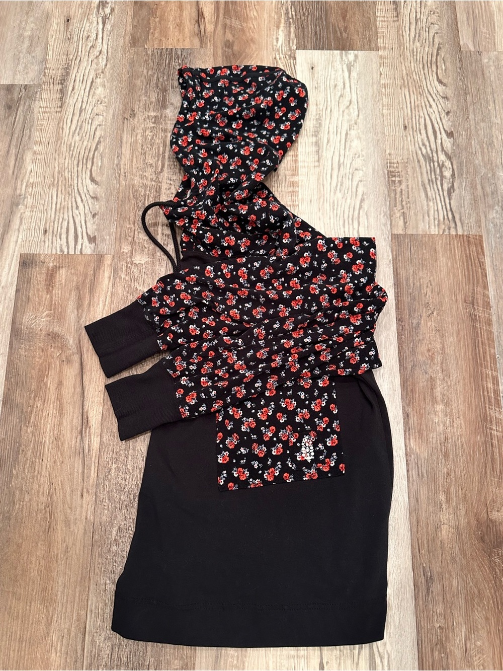 Free People Movement Hot Shot Hoodie Black Floral Oversized Comfy Sz M - Picture 10 of 13
